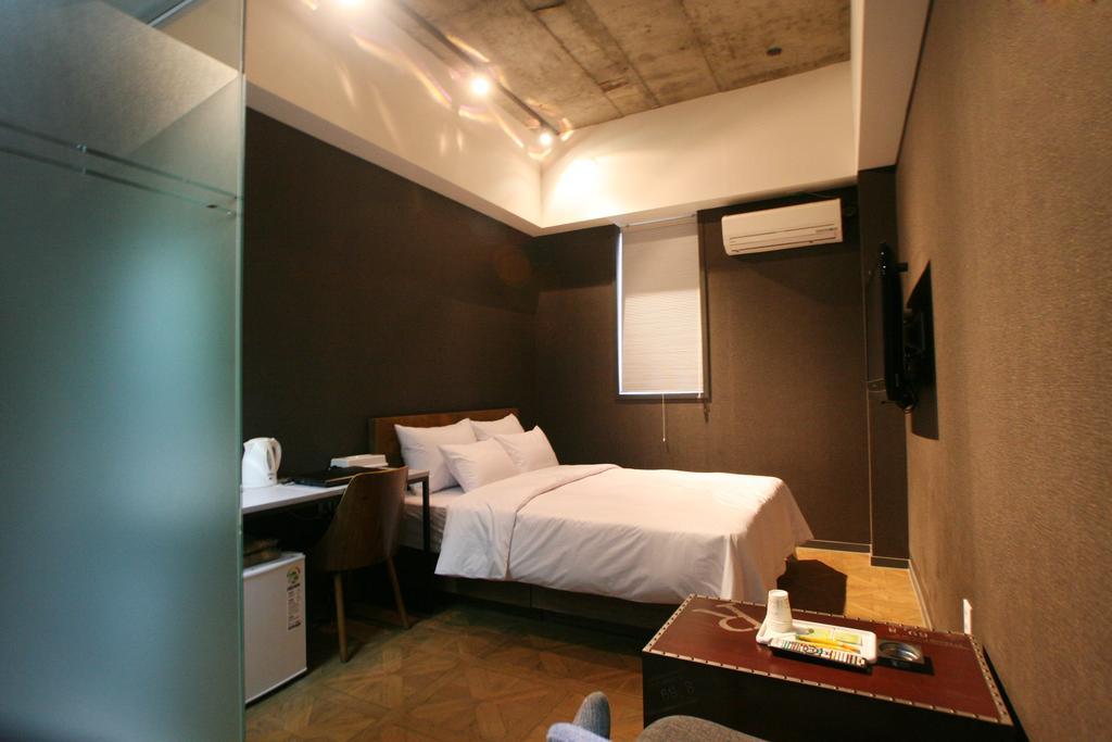 Vvalt Hotel Seoul Exterior photo