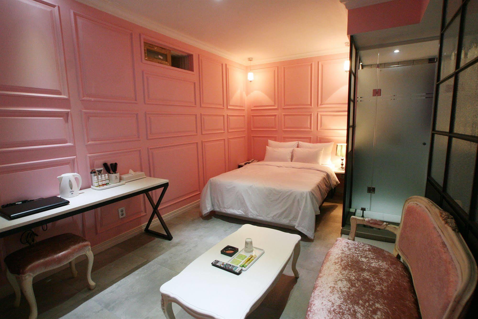 Vvalt Hotel Seoul Exterior photo